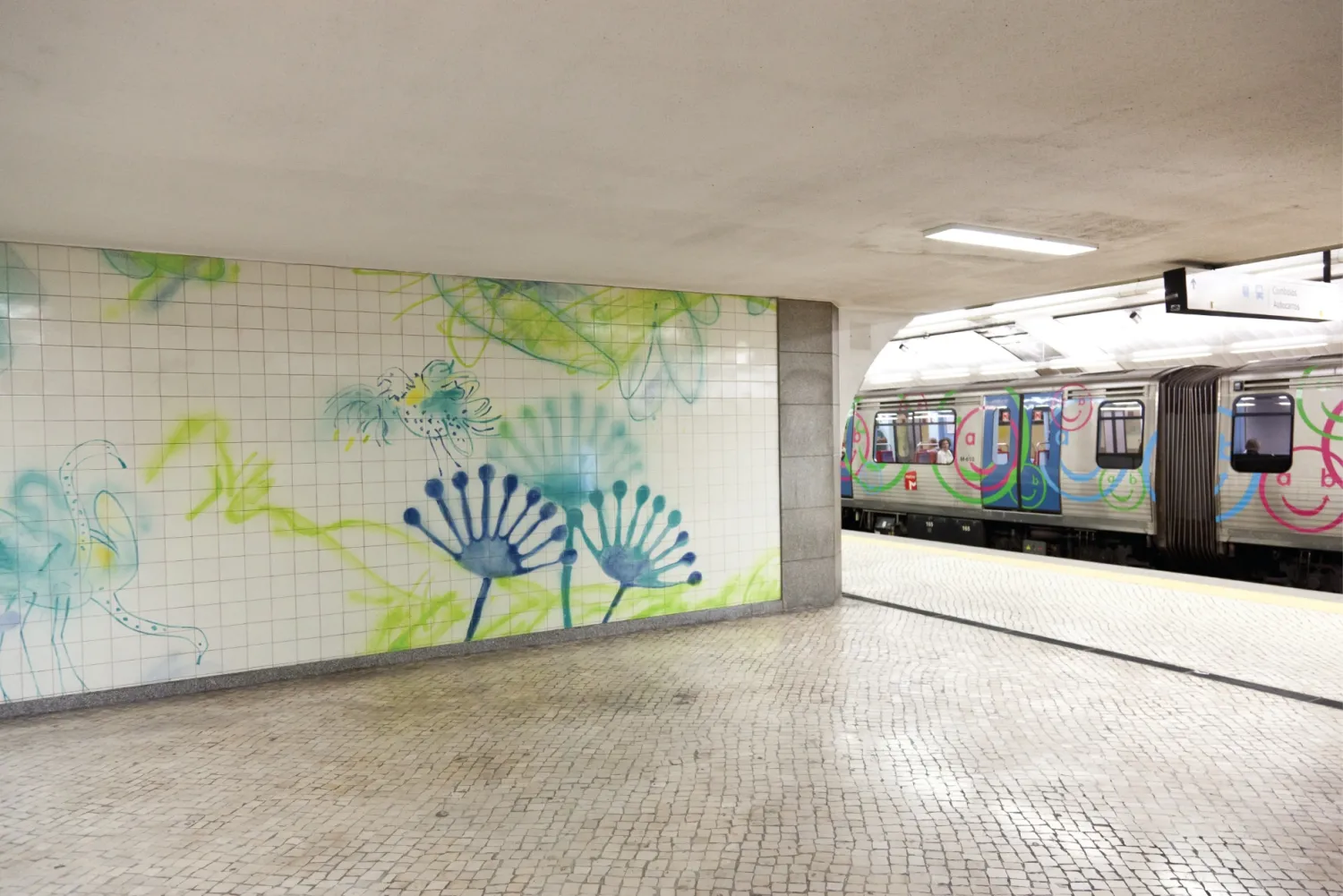 Jardim Zoológico Metro Station